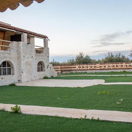 Fotia - Ktima Xymitadi, 2 Bedroom Mezonette Holiday home